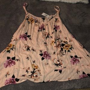 Torrid tank top🌸